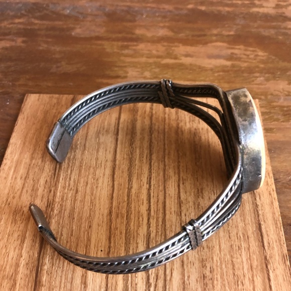 Vintage Stone Cuff Bracelet - Picture 8 of 10